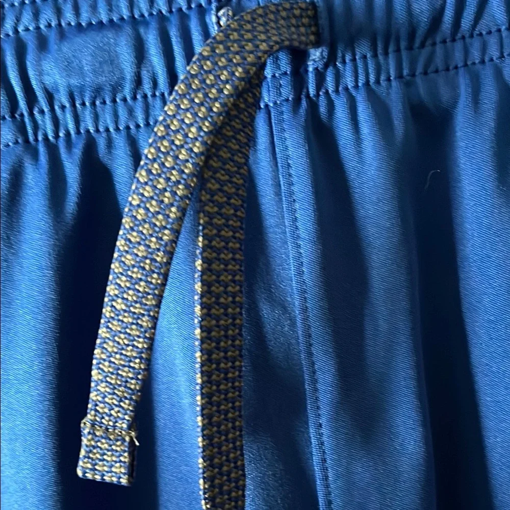 NWOT Under Armour Heat Gear Kids Blue Athletic Shorts